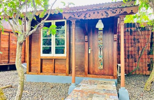 Labuhan Resort | Avery Coconut Island Waterpark Beach Resort Carita