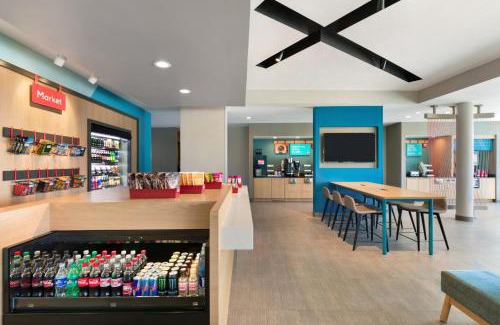 Davis Spring Commercial Hotel | avid hotel Austin NW - Lakeline by IHG