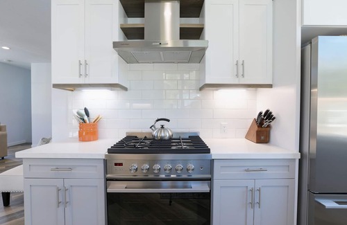 Avila Beach Condo | Avila Breeze condo downtown Avila Beach 2 min to beach