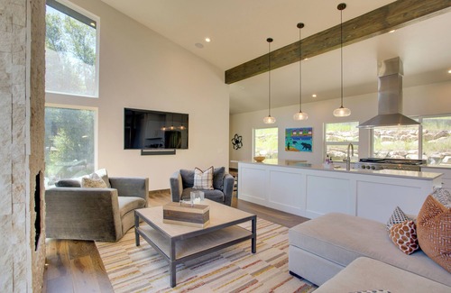 Eagle-Vail House | Avon Vacation Rental w/Hot Tub & Mountain Views!
