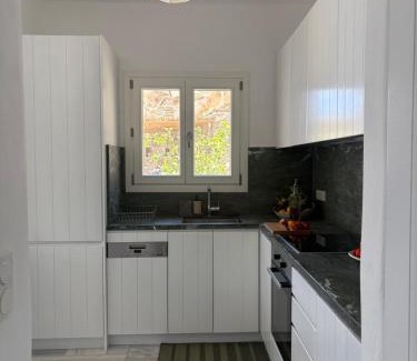 Kato Aprovatou Apartment | AVRA, a serene Cycladic villa with private pool overlooking the Aegean Sea