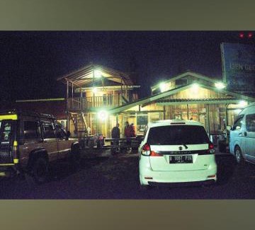 Kajarharjo House | Avrilla Ijen Guest House & Cafe
