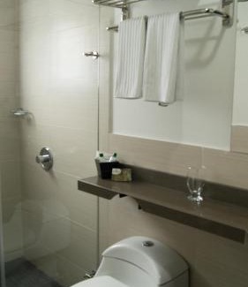 San Antonio Hotel | Aw Hotel Puerta de San Antonio