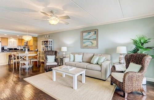 Fernandina Beach Condo | Awaken to Waves: Oceanfront Sunrise Paradise