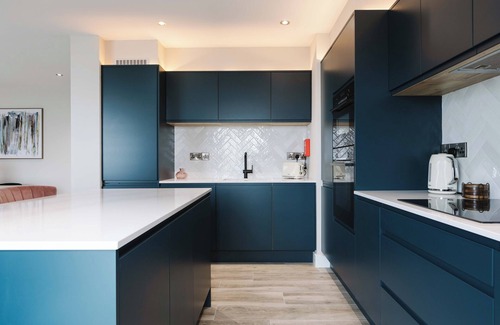 Portrush Apartment | Awaken your senses to The Amazon and leave feeling inspired & re-energised