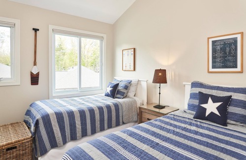 Holland Cottage | Award Winning,Free Golf,Beaches