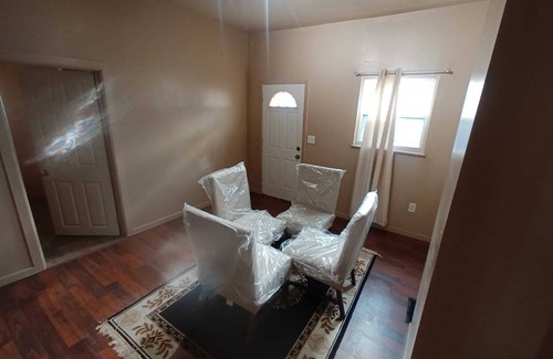 Northeast Columbus House | Away from home rental-Cheerful 4-Bedroom|2BA home!