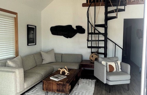 Ship Bottom House | Awesome 3 bedroom home w/loft next to Local, pickle ball, park, & pet friendly