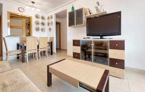 Cabanes Apartment | Awesome Apartment In Torre La Sal
