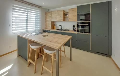 Le Conquet Apartment | Awesome Apartment In Le Conquet