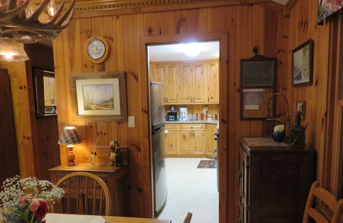 Blowing Rock Cottage | Awesome Blowing Rock and Grand Mountain View enjoying pvt. delightful cottage!