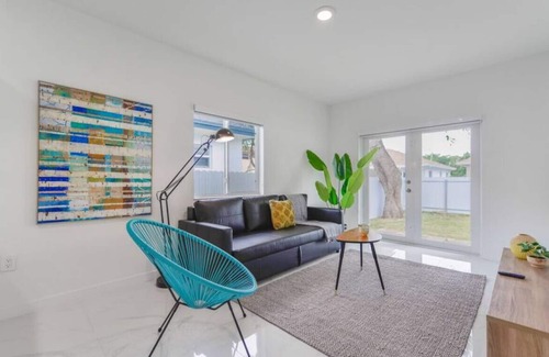 West Little River House | Awesome Brand New 3/2 House With Parking
