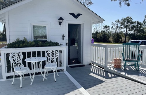 Davis Cottage | Awesome Cape Lookout Cottage Waterfront