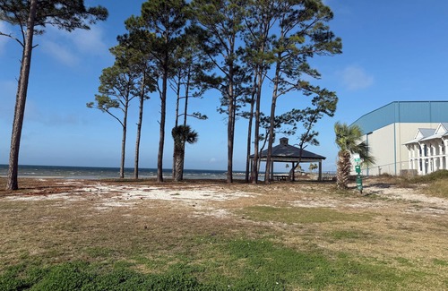 Port St. Joe Condo | Awesome condo in The Marina. At Port St. Joe. n Bay views, exciting night life
