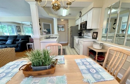Calabash Condo | awesome condo overlooking 9th hole Magnolia golf course