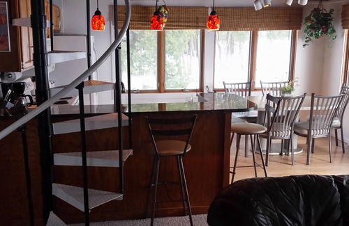 Oden Ski Chalet | Awesome Family Vacation Beach and Ski Chalet - Reserve Your Ski Getaway NOW!