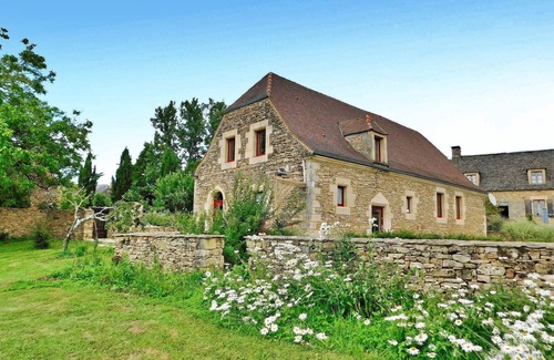 La Chapelle-Aubareil House | Awesome home in La Chapelle-Aubareil