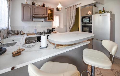 Moustiers-Sainte-Marie House | Awesome Home In Moustiers-Sainte-Marie