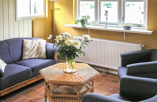 Egmond aan den Hoef House | Awesome home in Egmond aan der Hoef