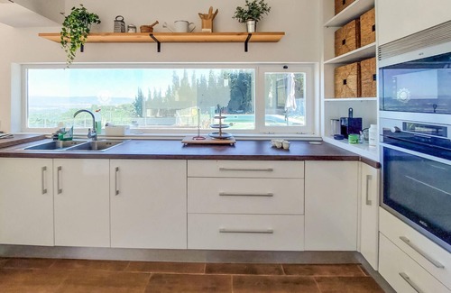 Pinos de Alhaurin House | Awesome home in Pinos de Alhaurín
