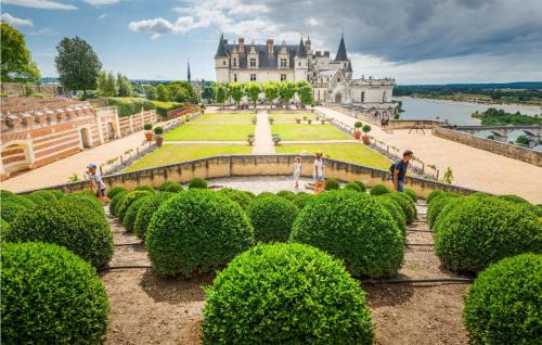 Saint-Ouen-les-Vignes House | Awesome Home In Saint Ouen Les Vignes