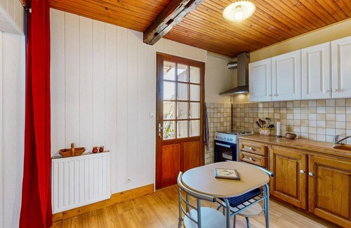 Saint-Pierre-d'Eyraud House | Awesome home in St Pierre d'Eyraud