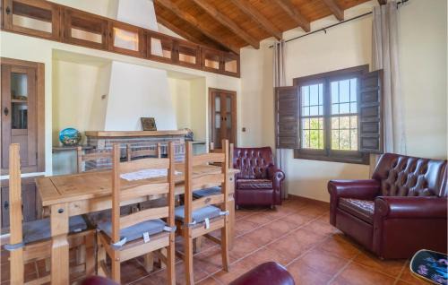 Almachar House | Awesome Home In Almachar With Wifi