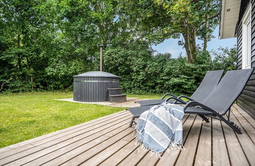 Farvang House | Awesome home in Fårvang with sauna