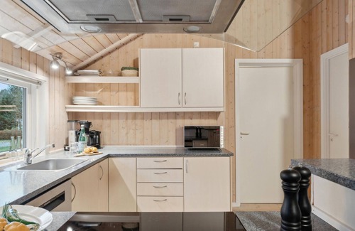 Hou House | Awesome home in Hals with sauna
