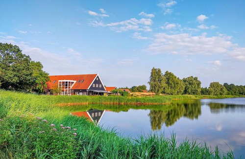 Heinkenszand House | Awesome home in Heinkenszand with WiFi
