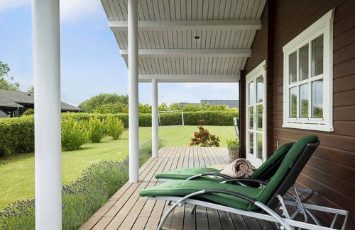 Østerskov House | Awesome home in Humble with sauna