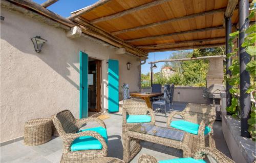 Kornic House | Awesome Home In Kornic With Kitchen