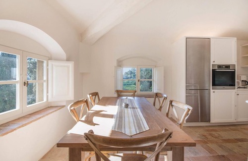 Lari House | Awesome home in Lari -PI-