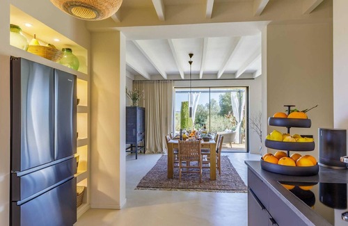 Majorca House | Awesome home in Llubi