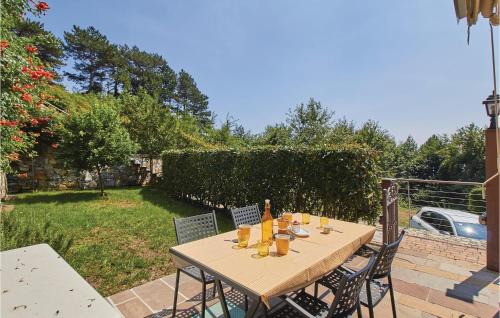 Magliolo House | Awesome Home In Magliolo With Kitchen