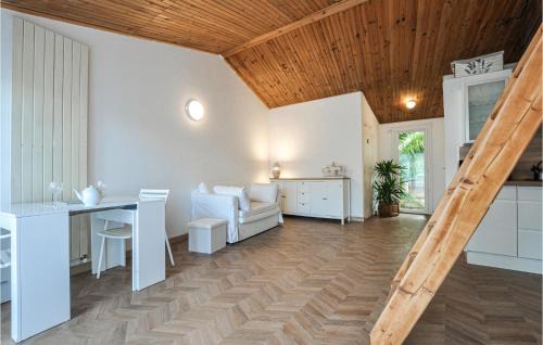 Mouans-Sartoux House | Awesome Home In Mouans-Sartoux