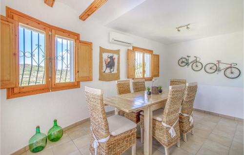 Pedreguer House | Awesome Home In Pedreguer With Kitchen