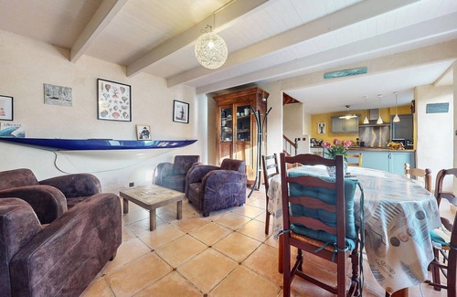 Loguivy House | Awesome home in Ploubazlanec