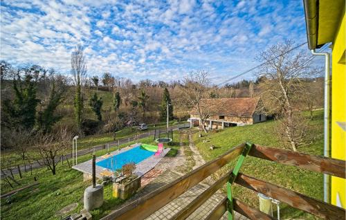 Jastrebarsko House | Awesome Home In Prodin Dol