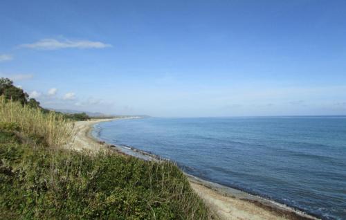 Prunete House | Awesome Home In Prunete With Wifi