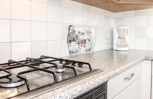 Sint-Annaland House | Awesome home in Sint-Annaland with WiFi
