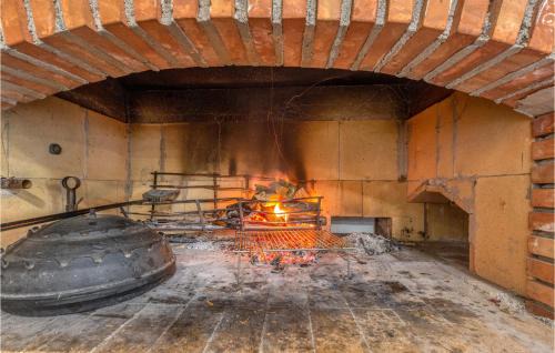 Otocac House | Awesome Home In Skare With Sauna