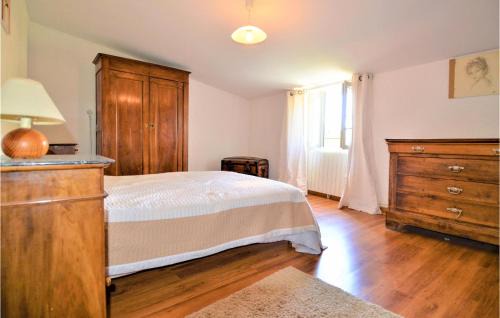 Suze-la-Rousse House | Awesome Home In Suze La Rousse With Outdoor Swimming Pool, Wifi And 3 Bedrooms