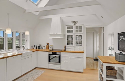 Vorupør House | Awesome home in Thisted with kitchen