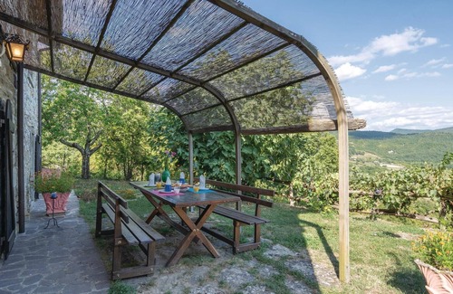 Pieve Santo Stefano House | Awesome home in Pieve S. Stefano AR