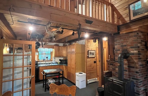 Caratunk House | Awesome house in Kennebec Valley. Dog Friendly! OUTDOOR FUN! w-Wifi!