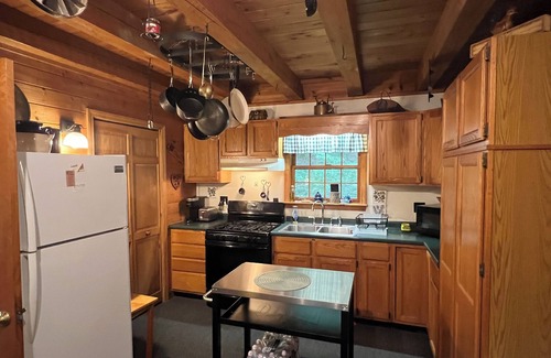 Caratunk House | Awesome house in Kennebec Valley. Dog Friendly! OUTDOOR FUN! w-Wifi!