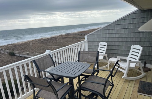 North Carolina Coast Condo | Awesome Location! A Ocean Front Condo Awaits your arrival!