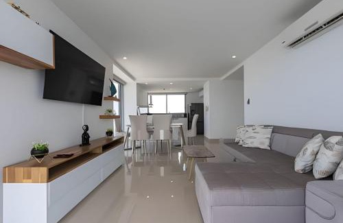 Bocagrande Apartment | Awesome Sea View and Historic Center “Morros City”