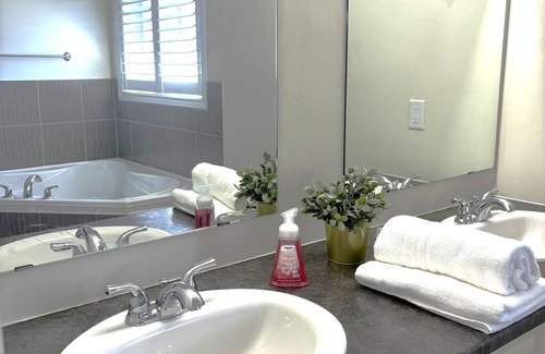 Richmond Hill House | Awesome Specious Detached 4-bedroom house in Richmond Hill